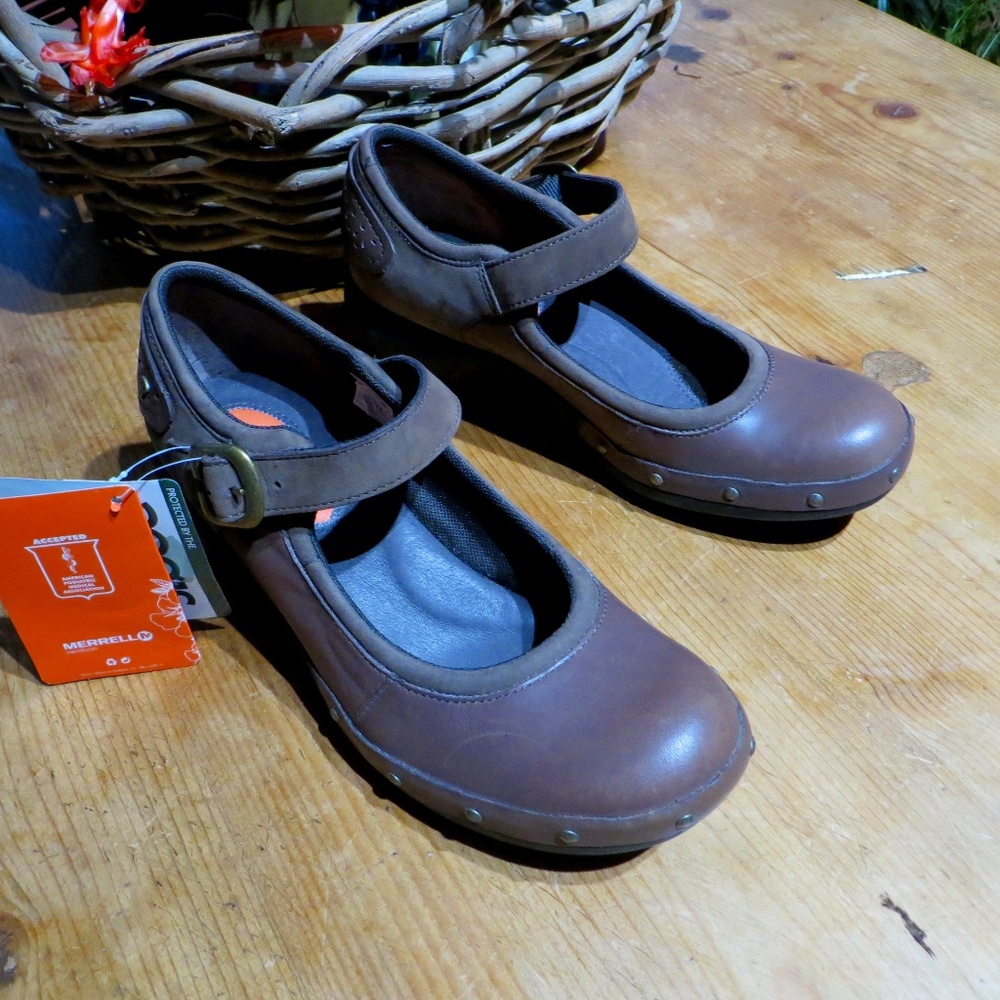 Merrell Luxe Mary Jane strap shoes NEW with TAGS! size 8